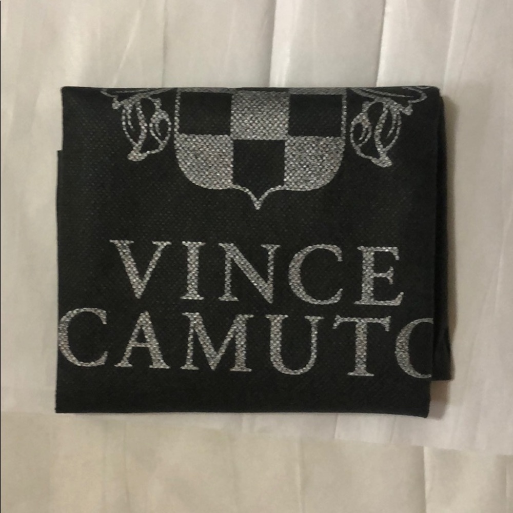⭐️SALE⭐️ Vince Camuto Cross Body Bag - Picture 5 of 6